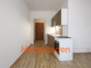 Pronájem bytu 1+1, Orlová - Lutyně, Osvobození, 38 m2