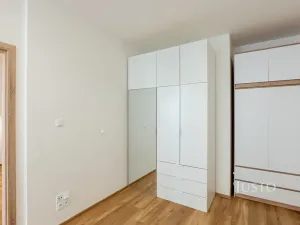 Pronájem bytu 2+kk, Praha - Modřany, Soukalova, 55 m2