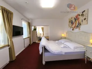 Prodej ubytování, Hněvotín, 717 m2