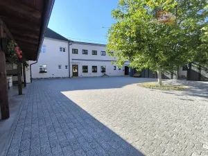 Prodej ubytování, Hněvotín, 717 m2
