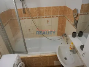 Pronájem bytu 1+1, České Budějovice - České Budějovice 7, Komenského, 64 m2