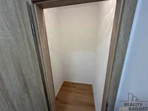 Pronájem bytu 2+1, Mikulov, St. Živného, 50 m2