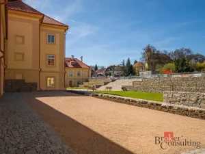Prodej bytu 1+kk, Jince, Slavíkova, 46 m2