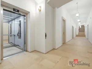 Prodej bytu 1+kk, Jince, Slavíkova, 62 m2