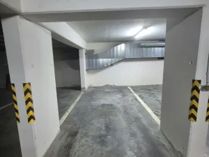 Prodej garážového stání, Brno, Francouzská, 12 m2