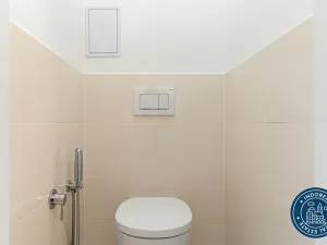 Pronájem bytu 3+kk, Praha - Žižkov, Baranova, 72 m2
