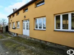 Pronájem kanceláře, Vyžlovka, Pražská, 300 m2