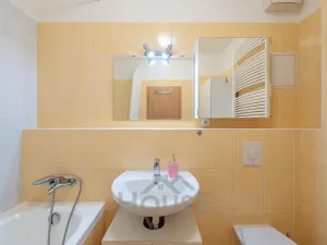 Prodej bytu 2+kk, Praha - Michle, V dolině, 49 m2