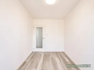 Pronájem bytu 2+1, Praha - Libeň, Vacínova, 43 m2