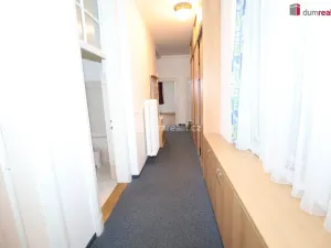 Pronájem bytu 4+1, Karlovy Vary, Moskevská, 130 m2