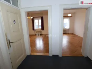 Pronájem bytu 4+1, Karlovy Vary, Moskevská, 130 m2
