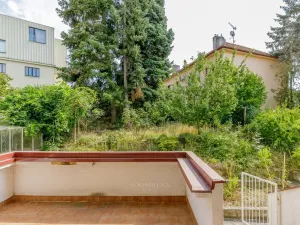Prodej atypického bytu, Praha - Smíchov, U Šalamounky, 100 m2