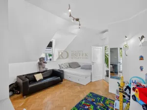 Prodej rodinného domu, Kladno, Ve Strnadovně, 228 m2