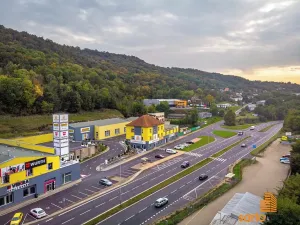 Pronájem obchodního prostoru, Ústí nad Labem, Žižkova, 420 m2