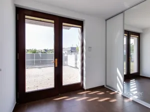 Pronájem rodinného domu, Praha - Horní Počernice, U Zimoviště, 137 m2