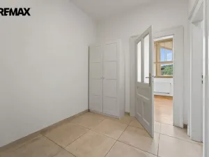 Pronájem bytu 2+kk, Praha - Nové Město, Masarykovo nábřeží, 100 m2
