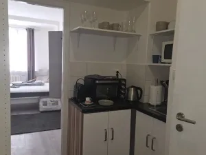 Pronájem bytu 1+kk, Praha - Karlín, Křižíkova, 30 m2