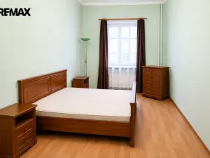 Pronájem bytu 2+1, Karlovy Vary, Foersterova, 57 m2