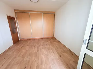 Pronájem bytu 1+1, Židlochovice, sídl. Družba, 34 m2