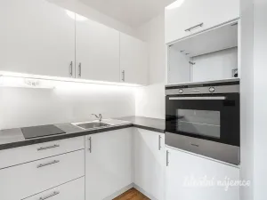 Pronájem bytu 2+kk, Praha - Střížkov, Jablonecká, 47 m2