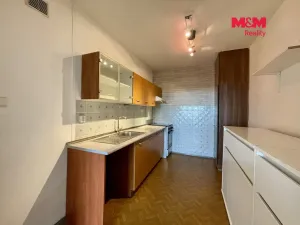 Prodej bytu 3+1, Praha - Kamýk, Papírníkova, 66 m2