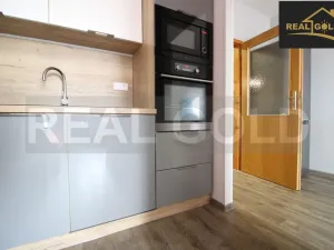 Pronájem bytu 1+kk, Třebíč, Okrajová, 35 m2