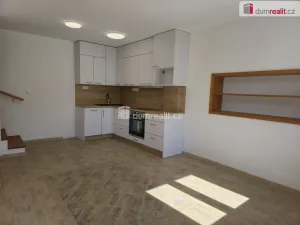 Pronájem bytu 3+kk, Straky, 74 m2