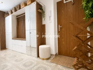 Prodej bytu 2+1, Benešov, Ladova, 65 m2