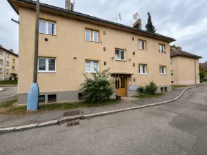 Prodej bytu 2+1, Benešov, Ladova, 65 m2