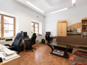 Pronájem kanceláře, Bruntál, Partyzánská, 225 m2