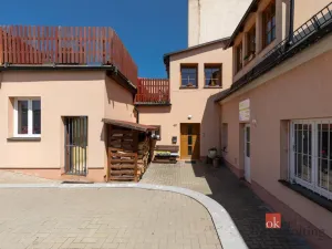 Pronájem kanceláře, Bruntál, Partyzánská, 225 m2