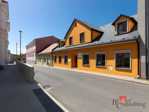 Pronájem kanceláře, Bruntál, Partyzánská, 225 m2