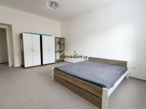 Pronájem bytu 2+kk, Praha, Vrchlického, 44 m2
