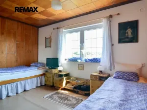 Prodej zahrady, Tvrdonice, 1072 m2
