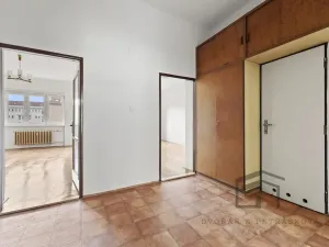 Prodej bytu 3+1, Praha - Žižkov, Biskupcova, 87 m2