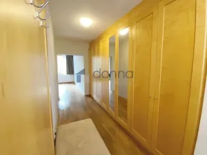 Pronájem bytu 3+1, Praha, Rybalkova, 91 m2