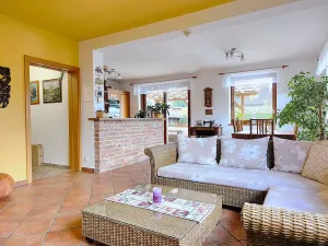 Prodej rodinného domu, Nový Vestec, U Tří Cest, 224 m2
