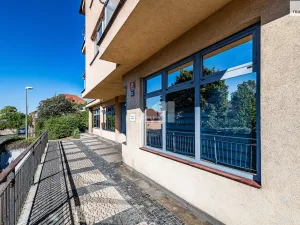 Pronájem kanceláře, Praha - Vršovice, Smolenská, 46 m2