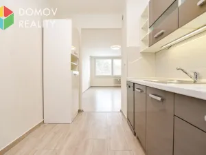 Pronájem bytu 2+kk, Praha, Vodnická, 47 m2