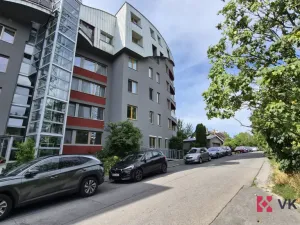 Pronájem bytu 2+kk, Praha - Vokovice, Lužná, 70 m2