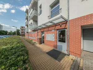 Pronájem bytu 3+kk, Hradec Králové - Nový Hradec Králové, Rybova, 74 m2