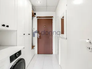 Prodej bytu 2+kk, Praha, Levského, 41 m2