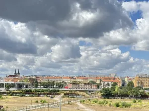 Pronájem bytu 1+1, Praha, Argentinská, 35 m2