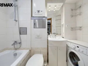 Prodej bytu 1+1, Karlovy Vary, I. P. Pavlova, 37 m2