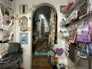 Pronájem obchodního prostoru, Kroměříž, Velké náměstí, 32 m2