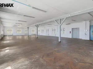 Prodej výrobních prostor, Aš, Mánesova, 2350 m2