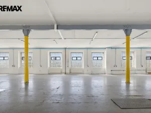 Prodej výrobních prostor, Aš, Mánesova, 2350 m2