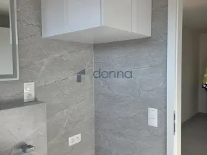 Pronájem bytu 3+kk, Praha, Veselovského, 72 m2