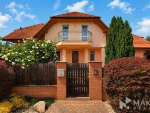Prodej rodinného domu, Praha - Lysolaje, Nad Helmrovkou, 331 m2