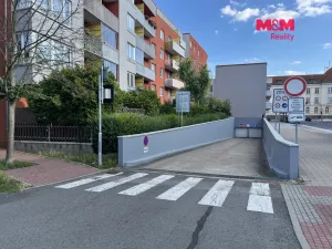 Pronájem garážového stání, Mladá Boleslav - Mladá Boleslav III, U Kasáren, 18 m2